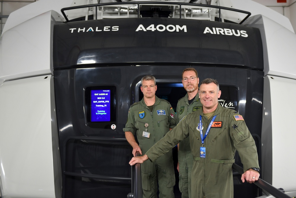 Col. Rusty Ballard, 182nd Airlift Wing commander, tours the German Airbus A400m