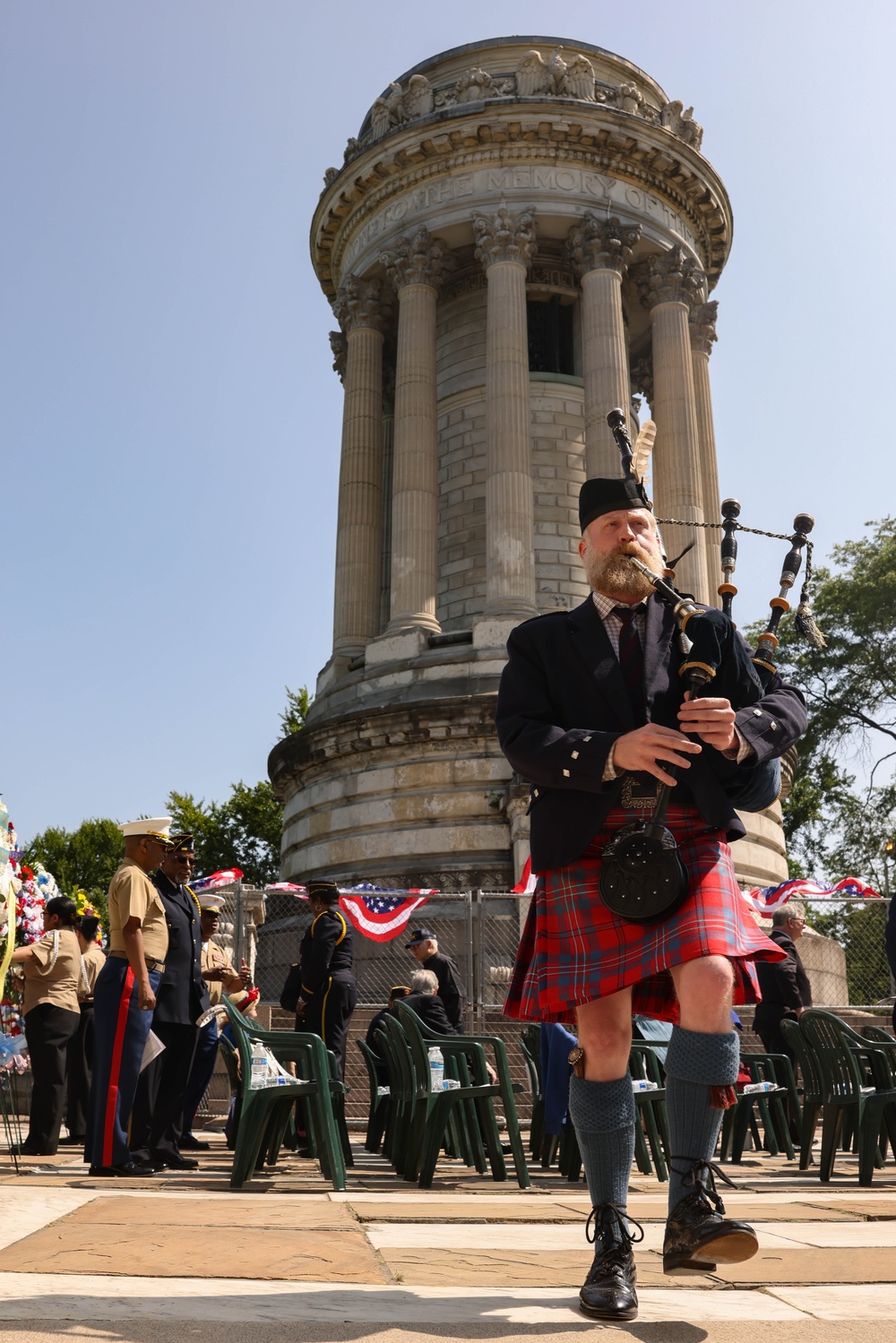 Quantico Marine Band performs at the Soldiers’ and Sailors’ Monument in New York during Fleet Week