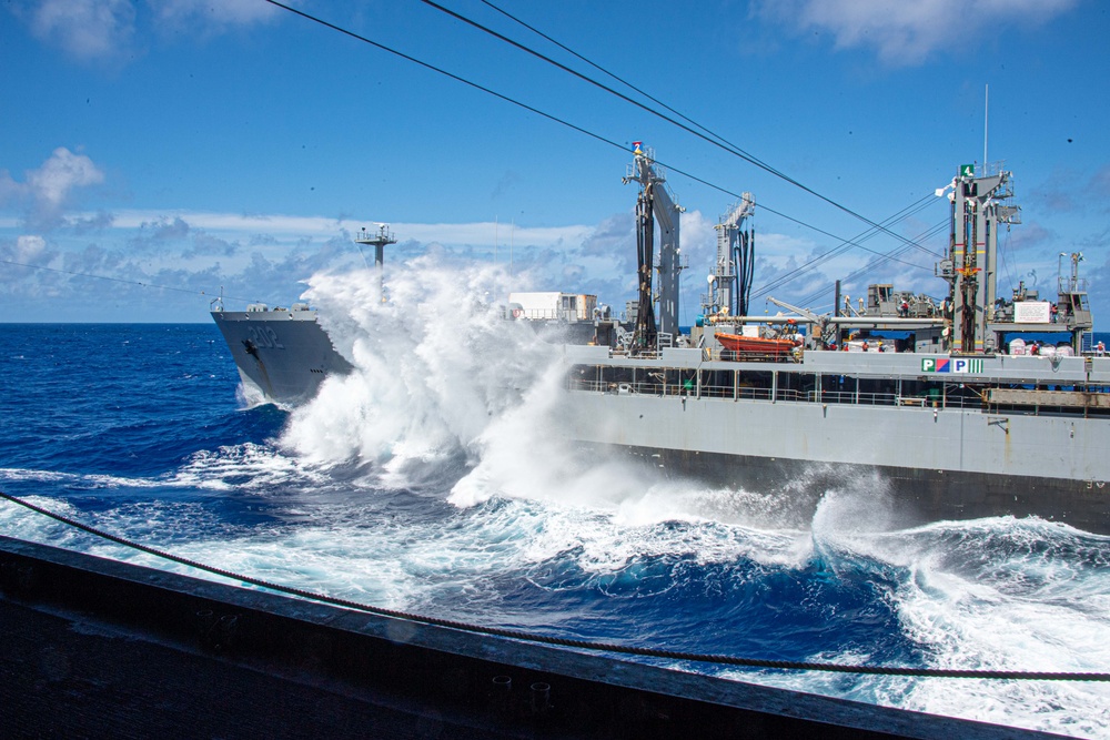 USS America (LHA 6) Conducts A RAS With USNS Yukon (T-AO 202)