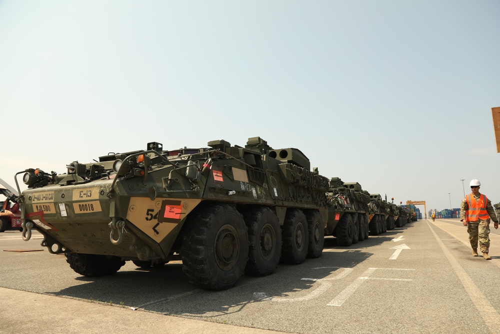 4th Infantry Division arrives in Korea