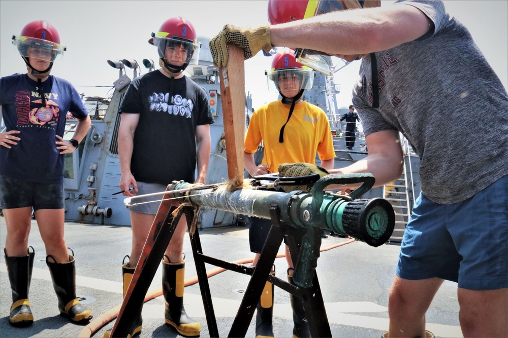 Midshipmen Practice Damage Control Techniques Aboard USS McFaul