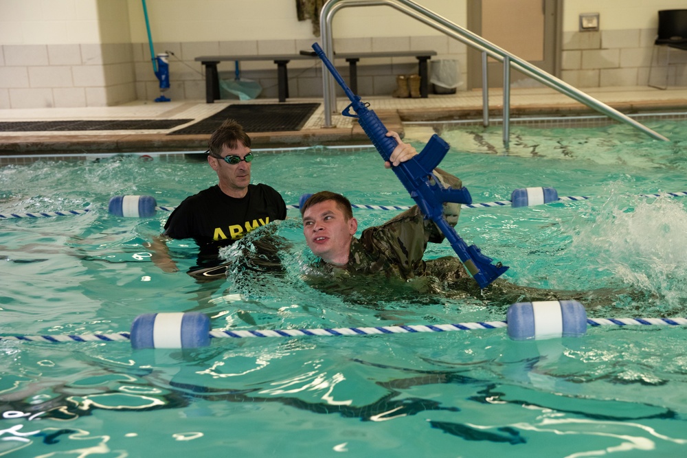 Iowa National Guard Soldiers conduct combat water survival training