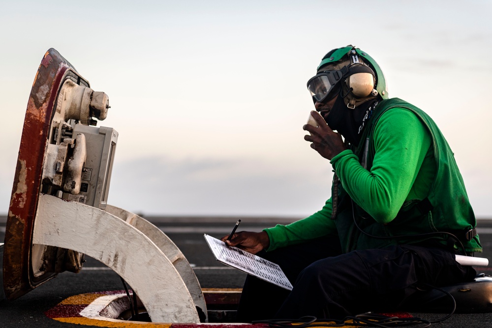 USS Ronald Reagan (CVN 76) conducts flight operations