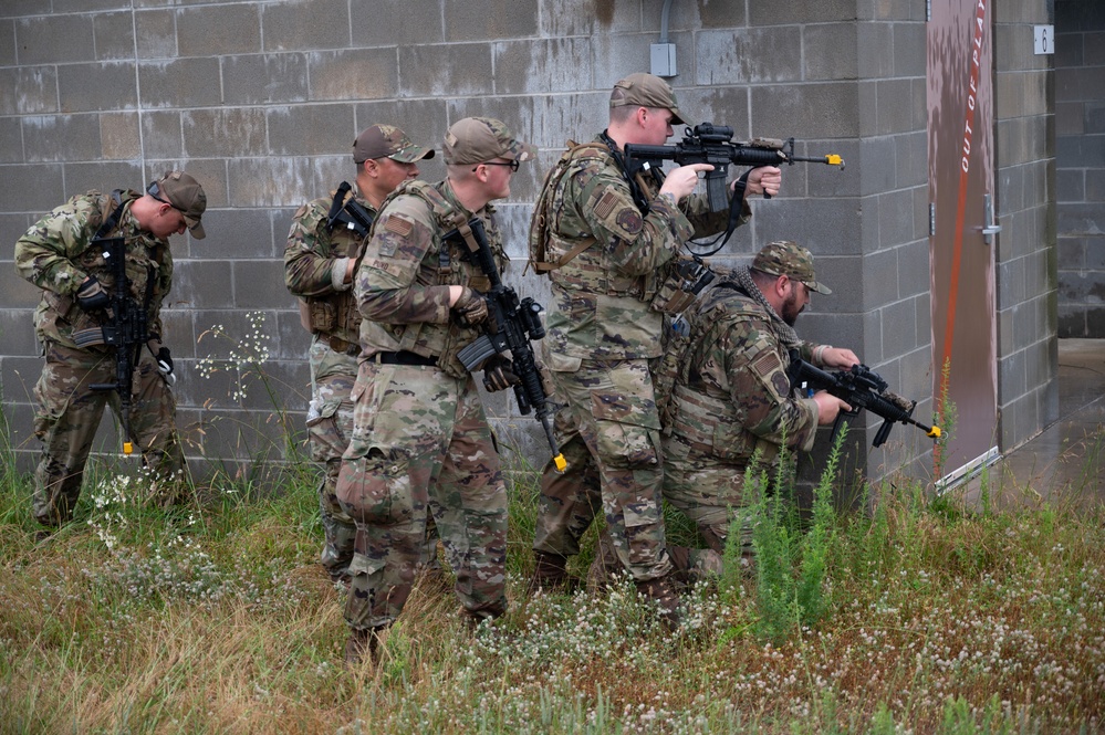 188th Security Forces Squadron Airmen Experience Nighttime and Air Base Ground Defense Training