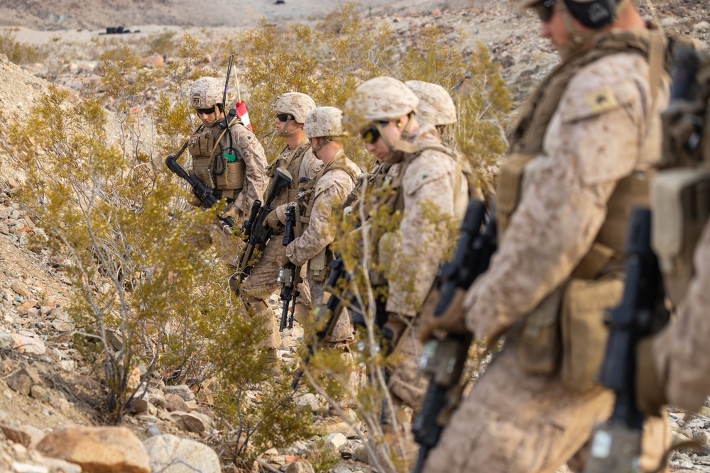 ITX 4-23 Bravo Company, 1st Battalion, 23D Marine Regiment conducts Range 410