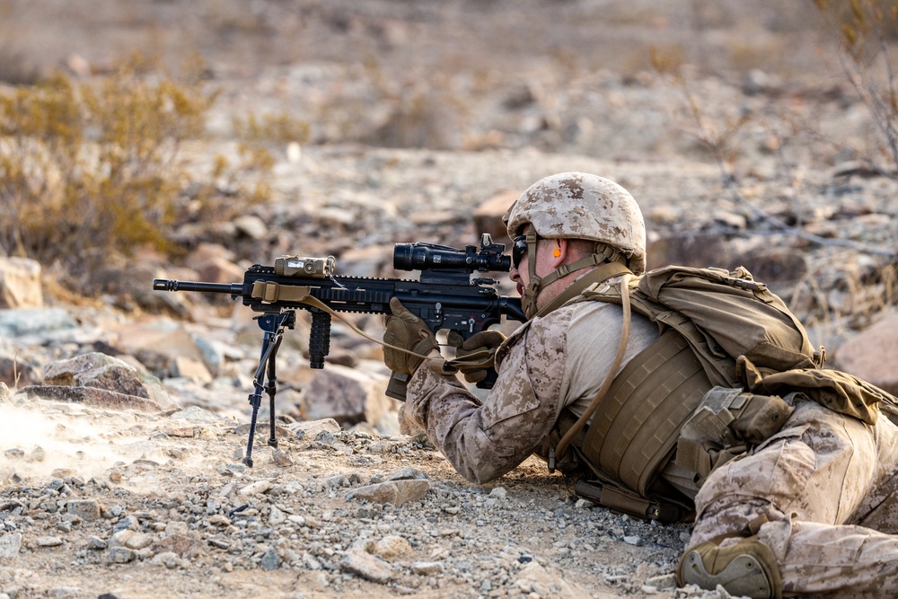 ITX 4-23 Bravo Company, 1st Battalion, 23D Marine Regiment conducts Range 400