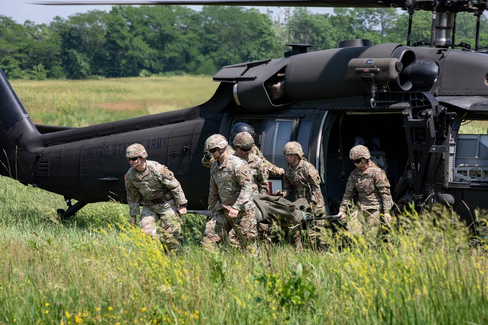 Iowa National Guard, Oklahoma National Guard partner for medevac training