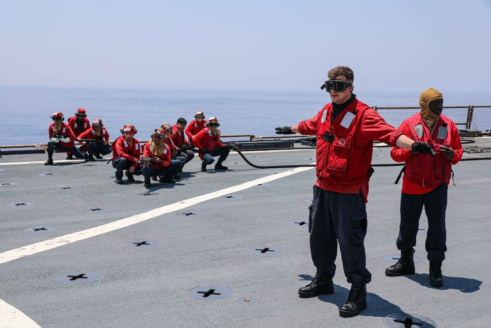 USS Carter Hall (LSD 50) Conducts Damage Control Training