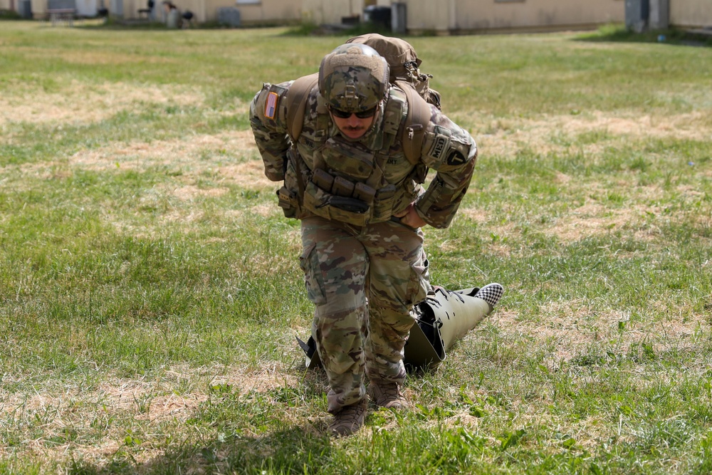 Texas National Guard Medics conduct sled training in Germany