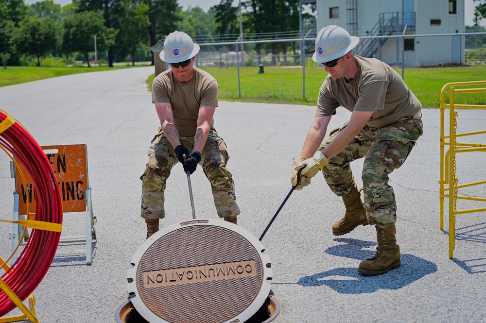 165 AW, 116 ACW partner for comms installation at Savannah ANGB