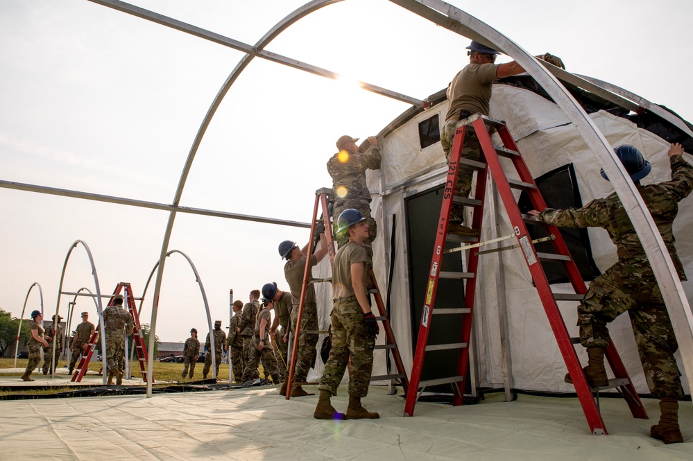 CE builds tents