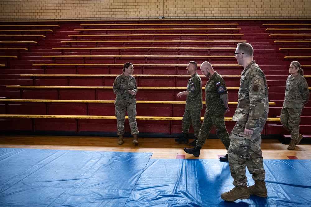 181st IW hosts Slovak Armed Forces during IRT Hoosier Care site visit