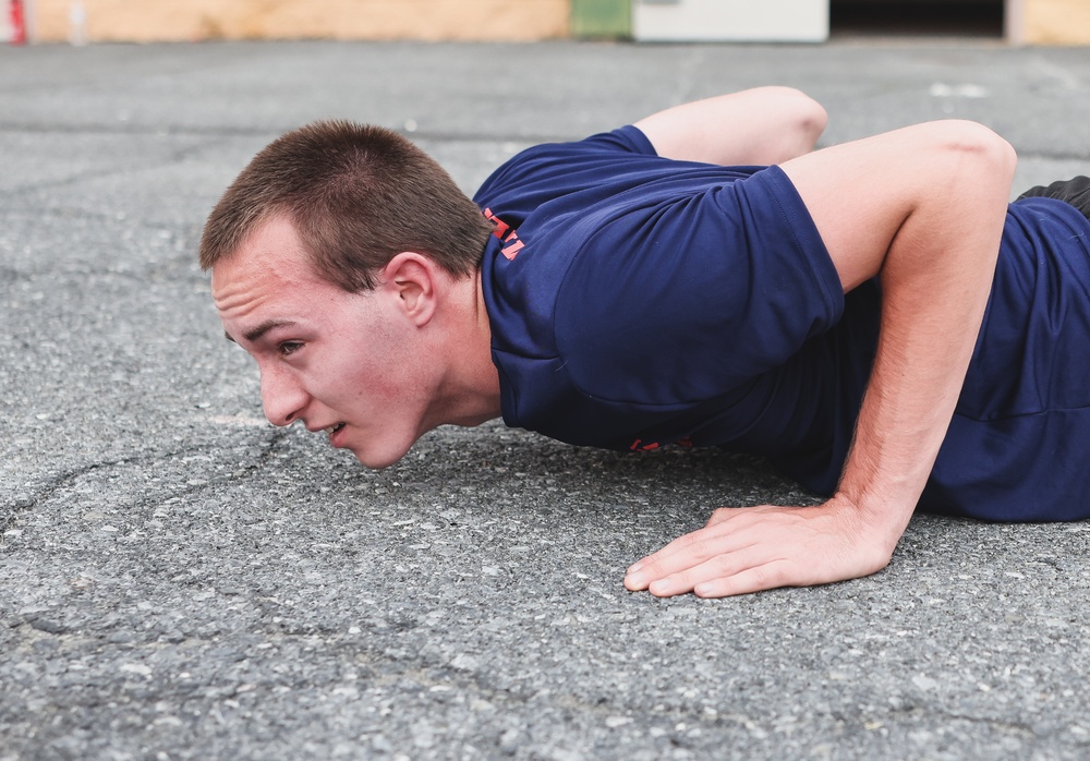 Poolees train to become Marines