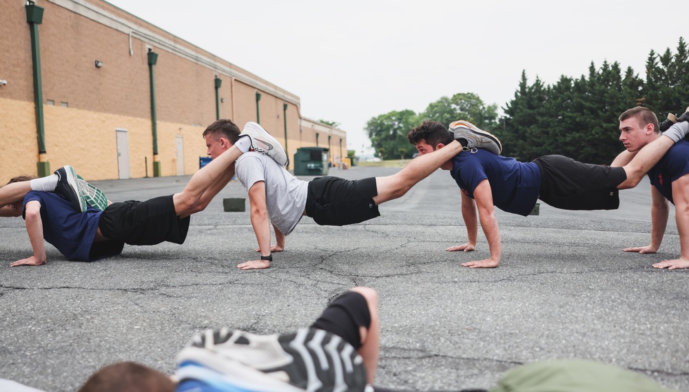 Poolees train to become Marines