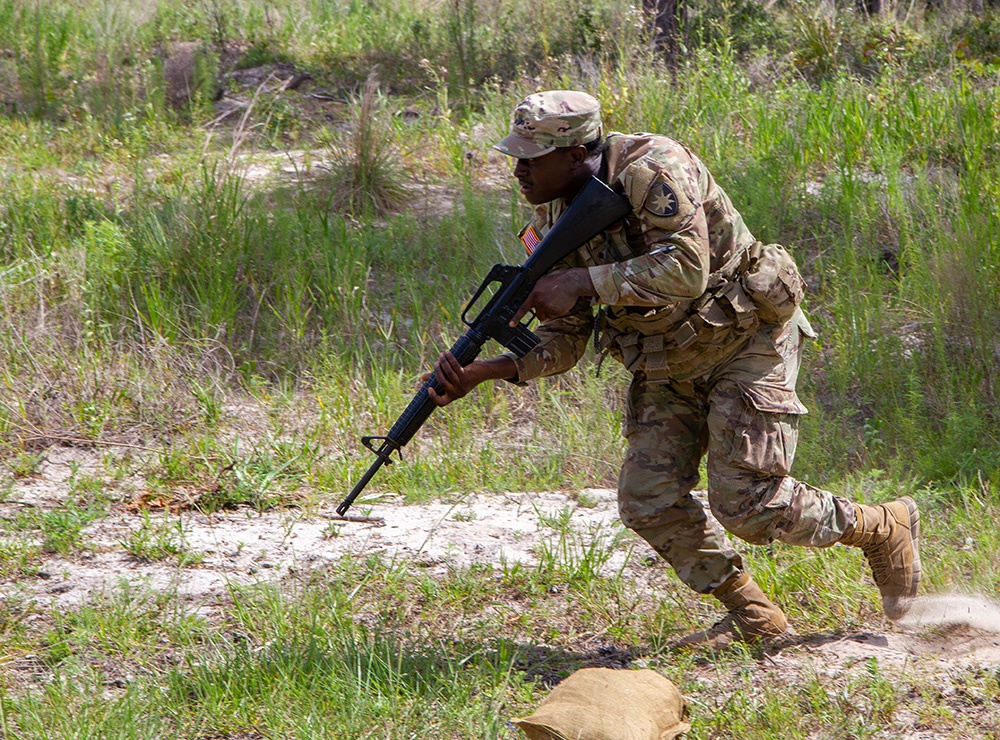 50th Regional Support Group HHC Soldiers refresh Army Warrior Tasks during AT