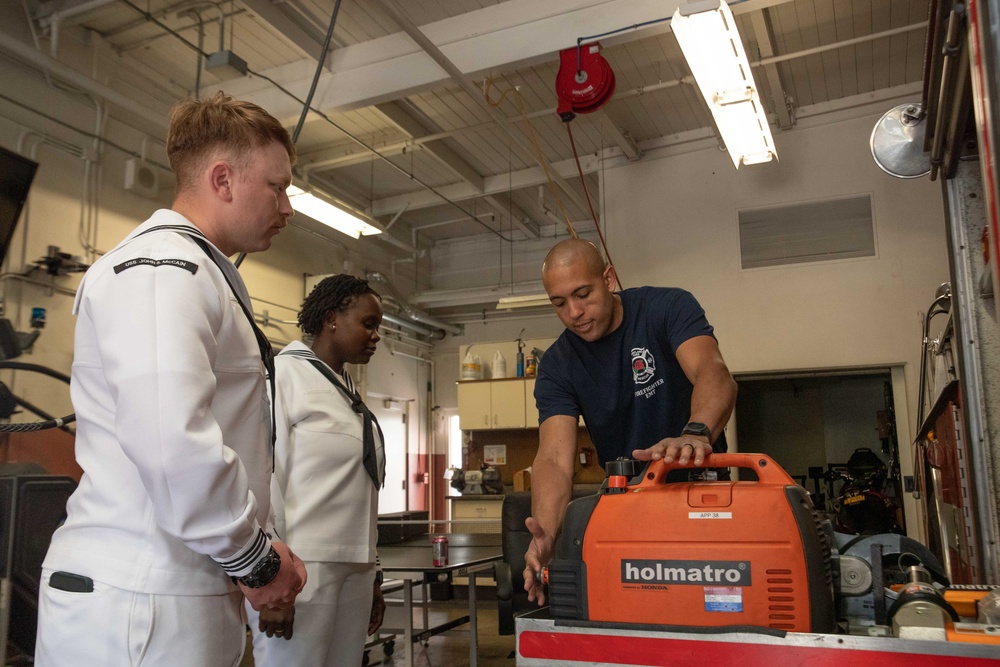 Portland Fire Department Station 3 Invites Sailors on a Ride Along