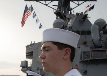 USS John S. McCain Sails to Portland with Sea Cadets