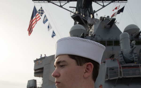 USS John S. McCain Sails to Portland with Sea Cadets