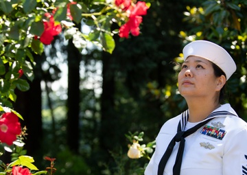 Sailors Visit Iconic Portland Landmarks