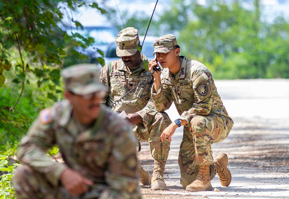 50th Regional Support Group HHC Soldiers practice combat first aid skills during AT