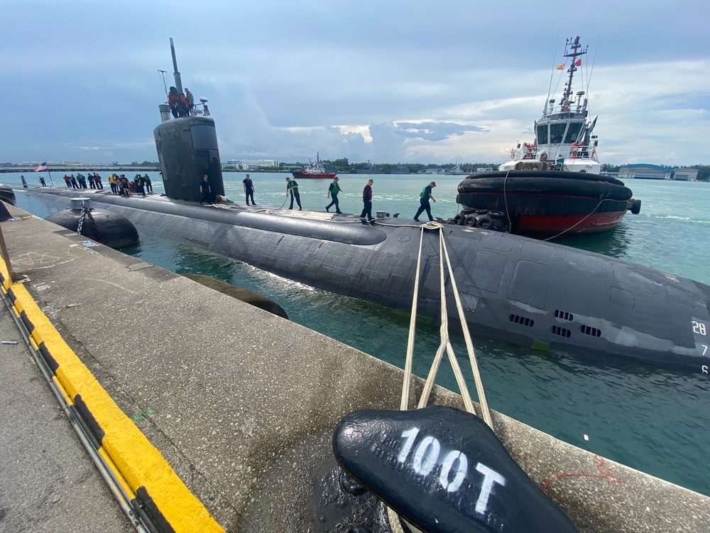 USS Columbia Makes Port Call to Singapore