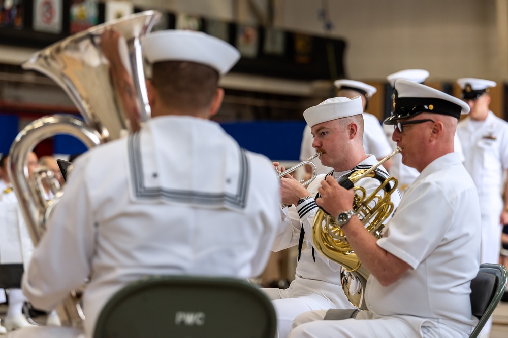 Seventh Fleet Band Performs Onboard NAF Atsugi