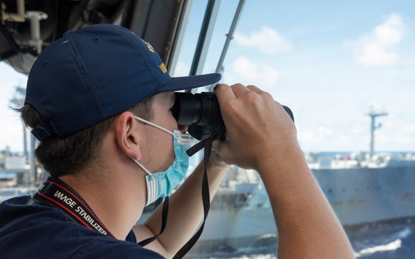U.S. Coast Guard Cutter Stratton Conducts Fueling at Sea Approaches with USNS Tippecanoe