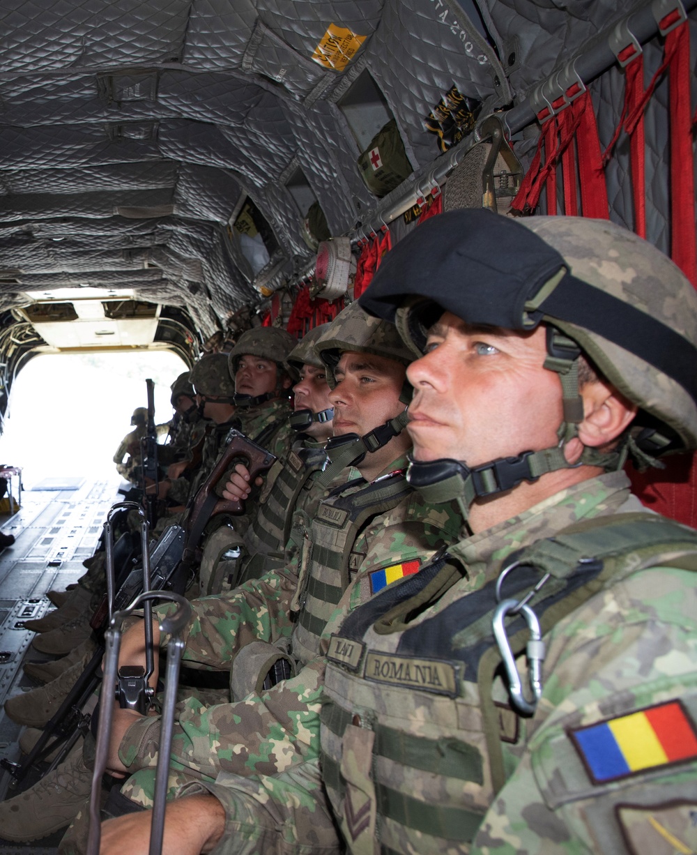Romania's 20th Infantry Battalion participates in Saber Guardian 23