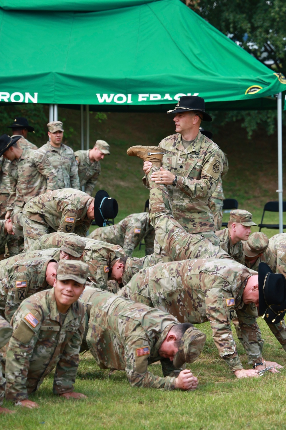 3rd Squadron, 2d Cavalry Regiment Spur Ride Ceremony [Photo 2/10]