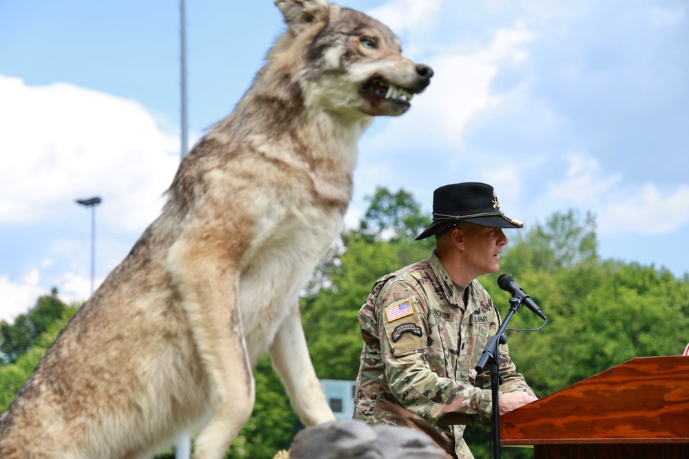 3rd Squadron, 2d Cavalry Regiment Spur Ride Ceremony [Photo 7/10]