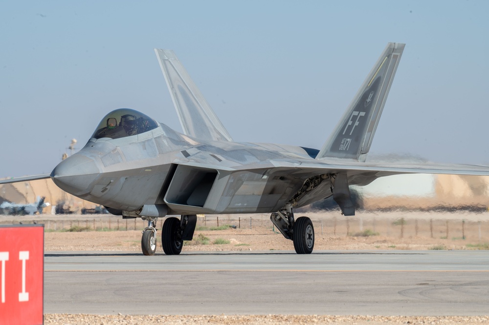 F-22 Raptor Launch