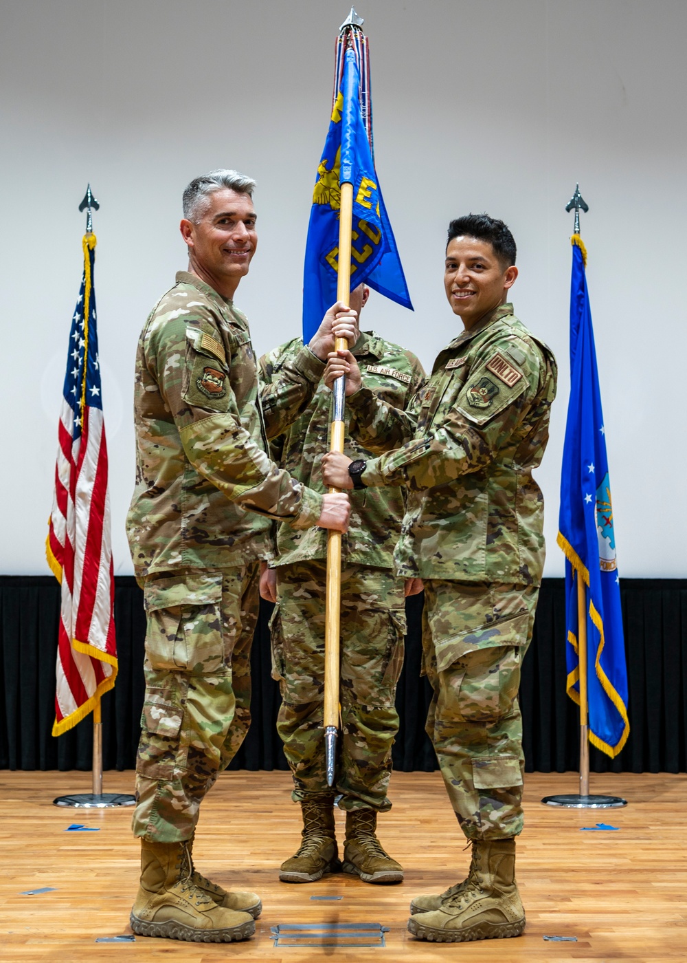 386 ECONS Change of Command