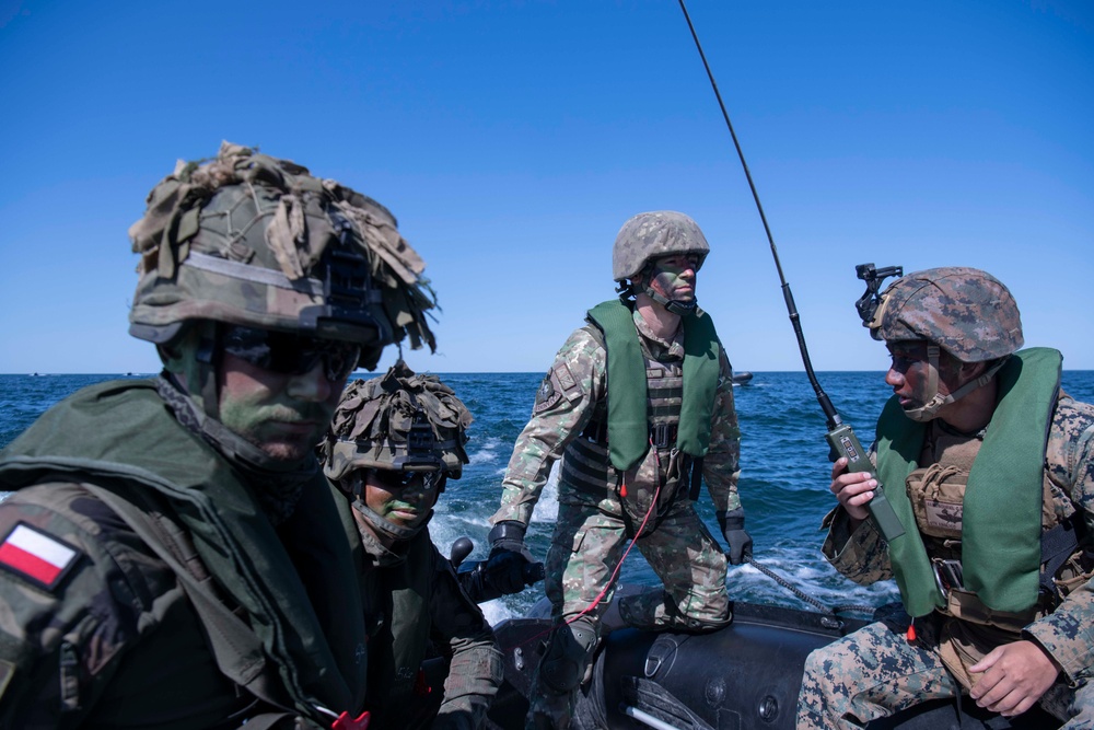 Multinational Marine Forces conduct amphibious operations during BALTOPS23