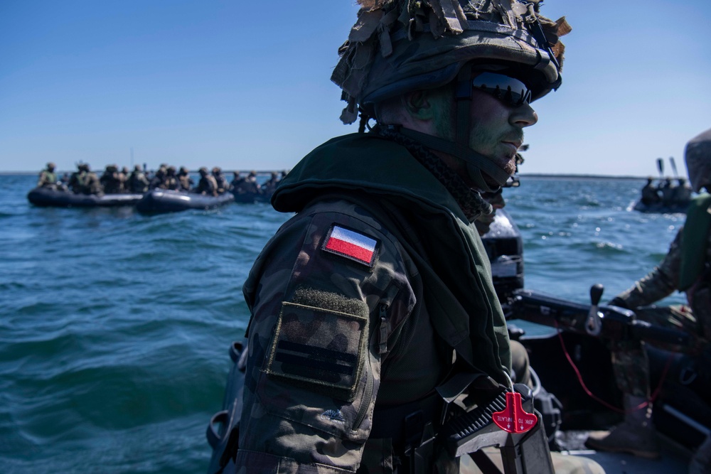 Multinational Marine Forces conduct amphibious operations during BALTOPS23