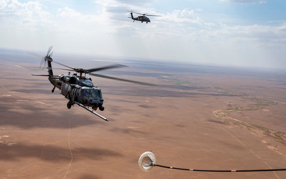 Helicopter Air to Air Refueling