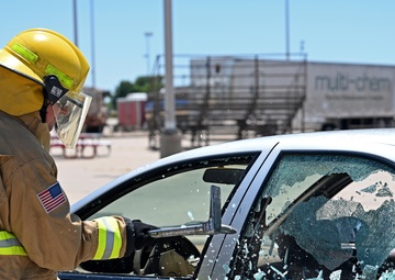 Honorary commanders 17th MDG &amp; 312th TRS immersion