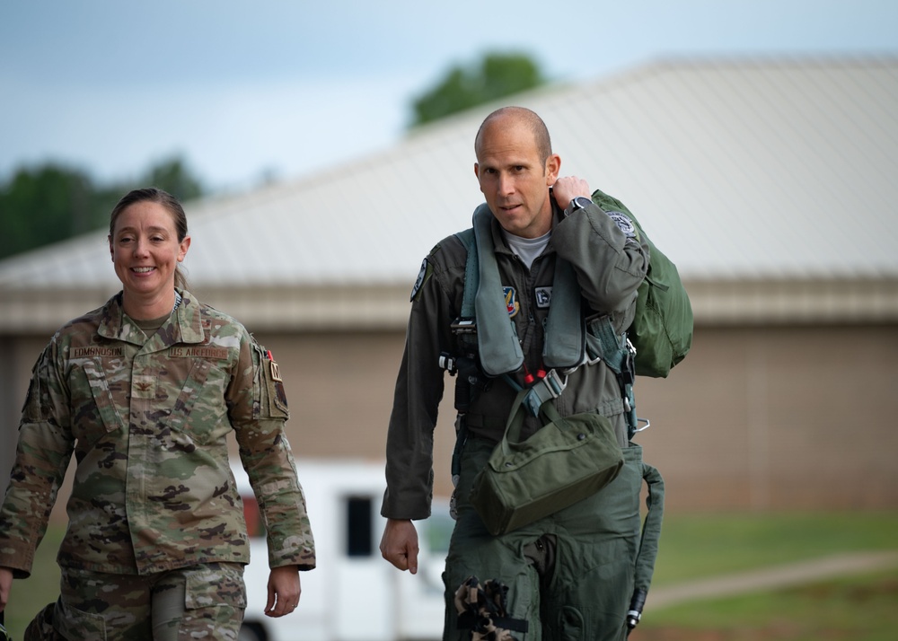 Shaw bids farewell to Col. Kevin “DUBS” Lord, 20th OG commander