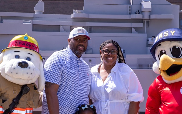 Norfolk Naval Shipyard Friends and Family Day