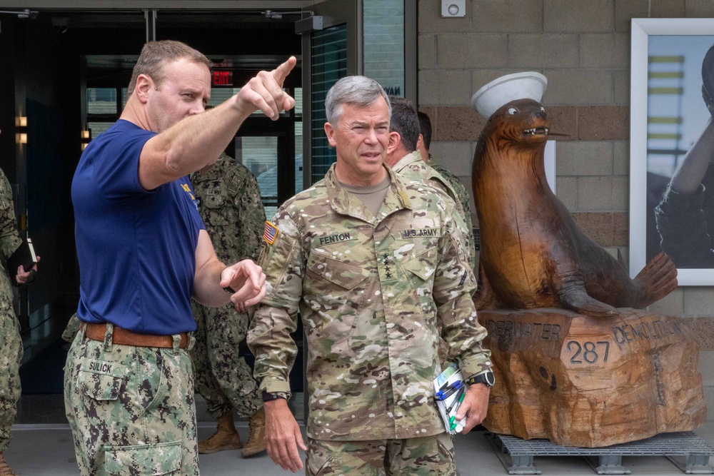 USSOCOM Commander Visits Naval Special Warfare Command, Validates Value of Rigorous Training