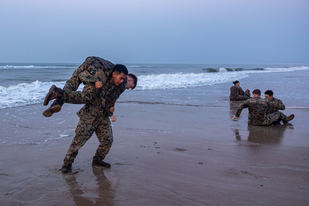 Building Bonds and Strength: Marines with the 26th MEU Train Together on the Beach