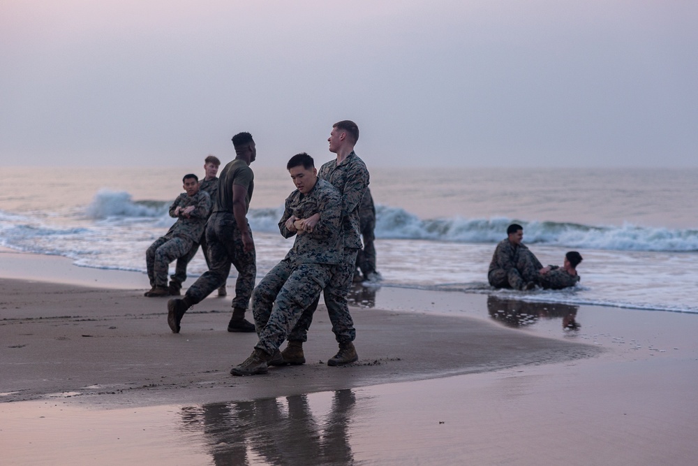 Building Bonds and Strength: Marines with the 26th MEU Train Together on the Beach