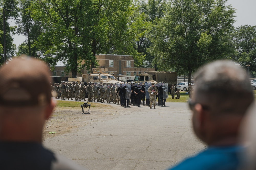 Indiana’s National Guard Reaction Force, Indiana State Police and Verizon Frontline train at Homeland Defender 2023