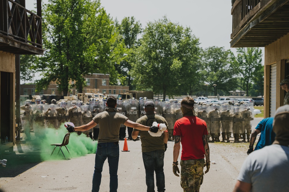 Indiana’s National Guard Reaction Force, Indiana State Police and Verizon Frontline train at Homeland Defender 2023