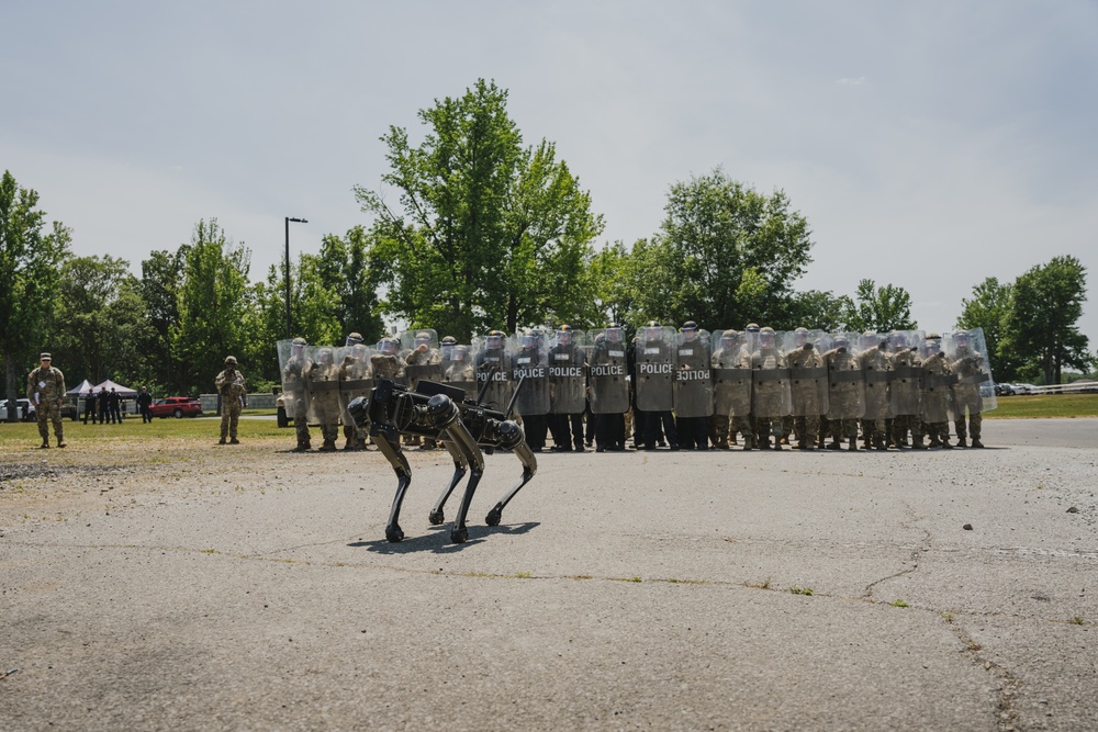 Indiana’s National Guard Reaction Force, Indiana State Police and Verizon Frontline train at Homeland Defender 2023