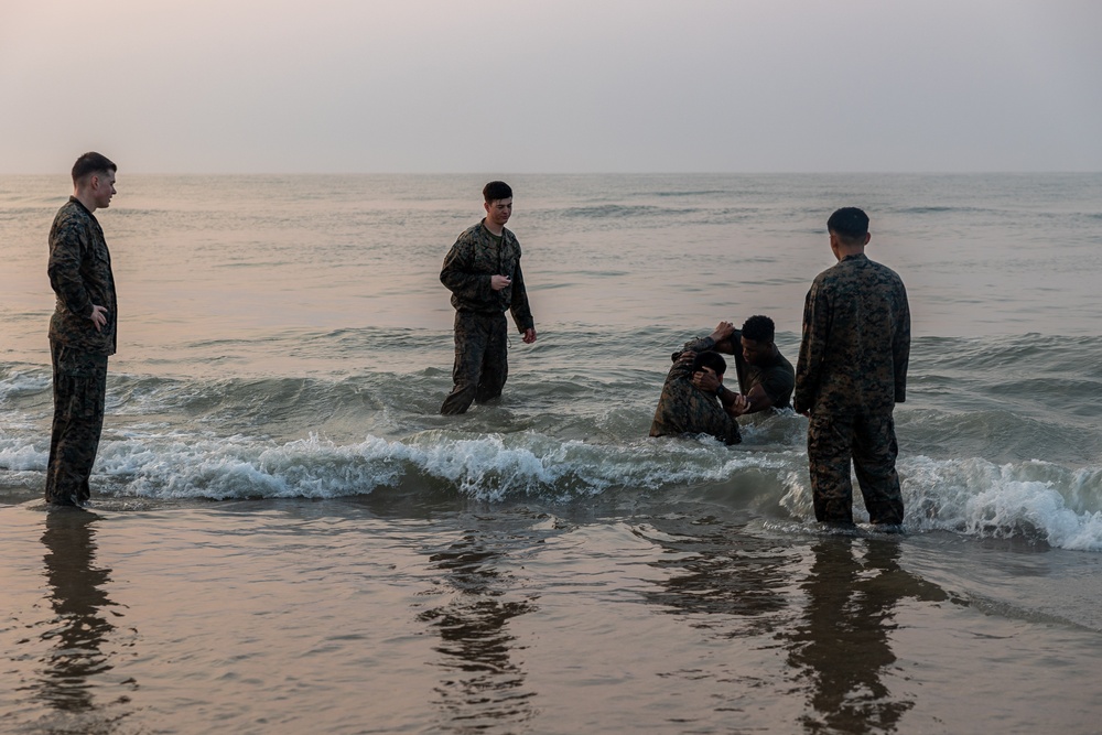 Building Bonds and Strength: Marines with the 26th MEU Train Together on the Beach