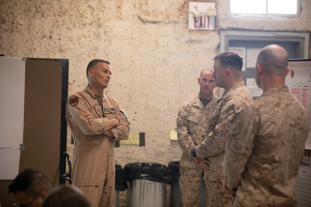 ITX 4-23: Maj.Gen. Anderson, 4th MAW CG meets MAGTF 25