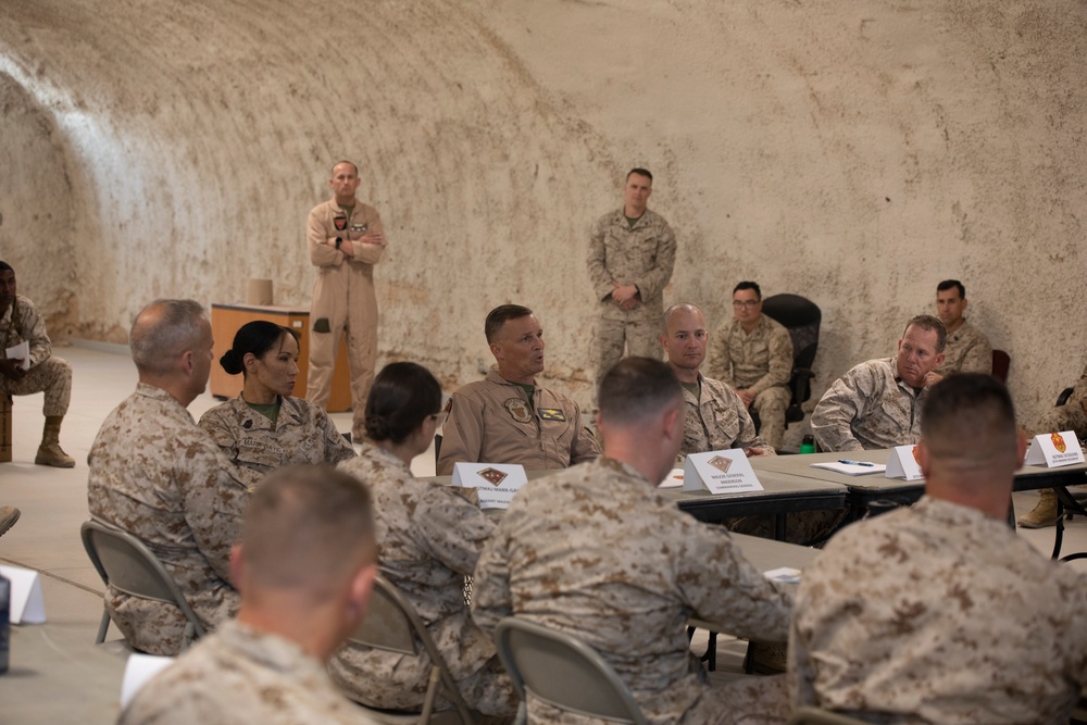 ITX 4-23: Maj .Gen. Anderson, 4th MAW CG meets MAGTF 25