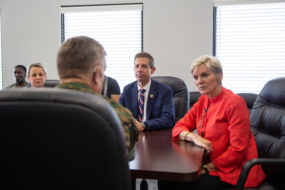 Secretary of Energy and U.S. Congressmen visit Camp Pendleton