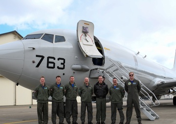 VP-26 Hosts Commander, Task Force 70, Showcases P-8A Poseidon Capabilities