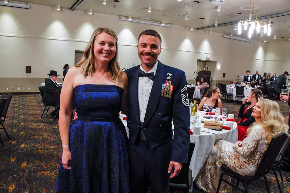 168th Wing hosts Dining Out, Air Force Tradition, Hap Arnold's &quot;Wing Ding&quot;